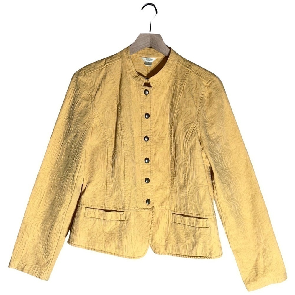 🌟 Christopher & Banks Button Up Lightweight Jacket - Size M 🌟